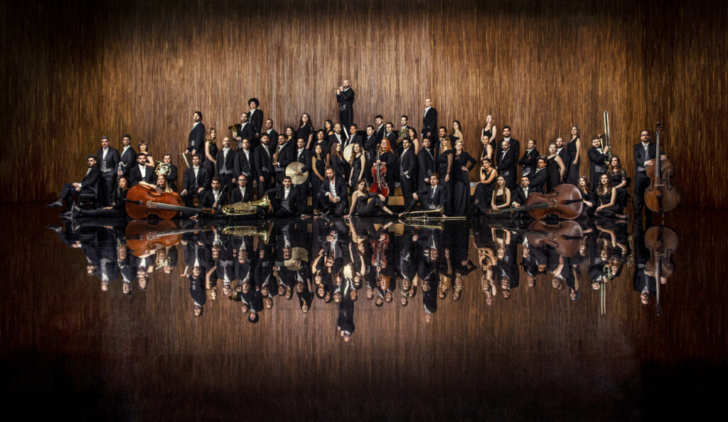 Josep Vicent dirige a la Orquesta ADDA Sinfónica y al Orfeón Donostiarra